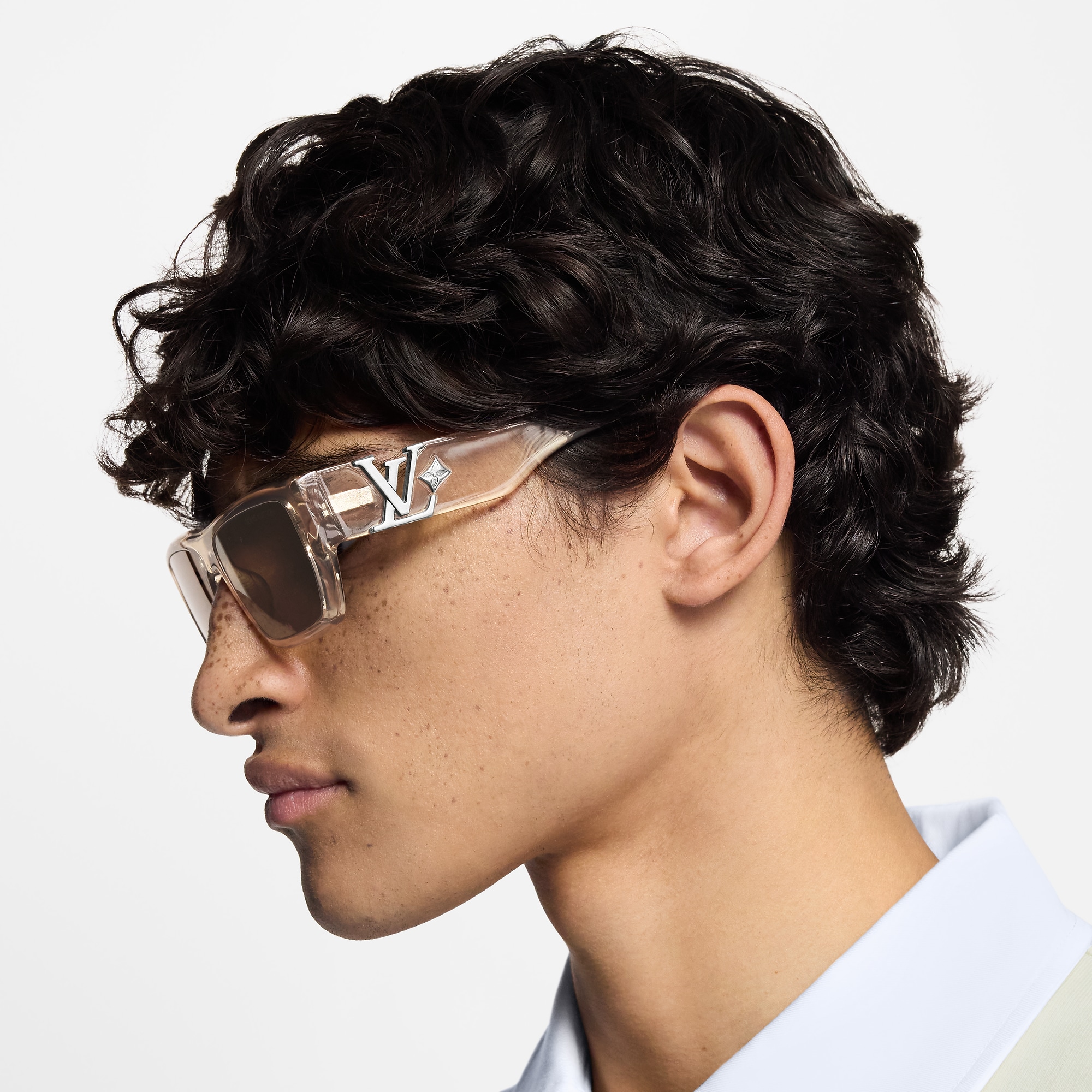 Shop LOUIS VUITTON LV Flower Low Square Sunglasses at Beverly